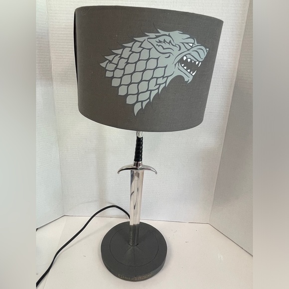 Rare HBO Game Of Thrones Lamp - Picture 3 of 14